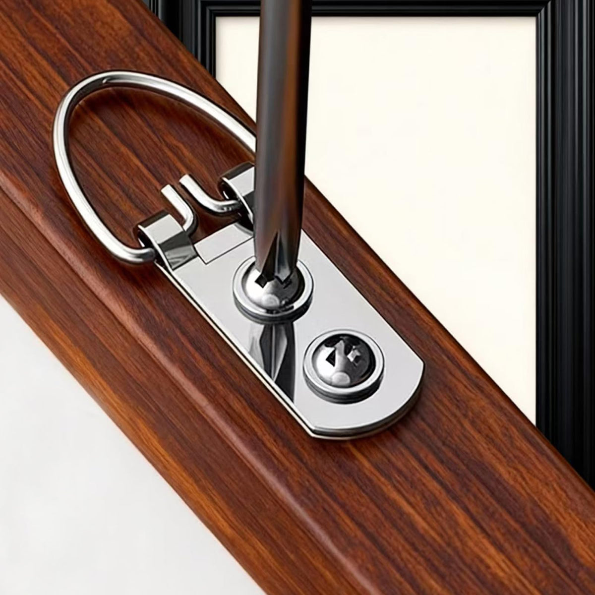 30-Pack Heavy-Duty D-Ring Picture Hangers with 60 Screws